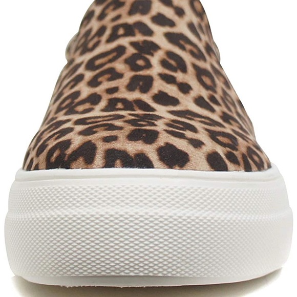 Oat Cheetah Slip On Sneakers - Picture 4 of 6